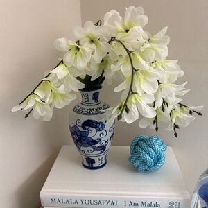 Elegant Blue and White Mini Floral Vase